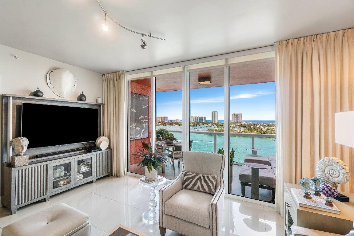 2640 Lake Shr #1415 Riviera Beach, FL 33404