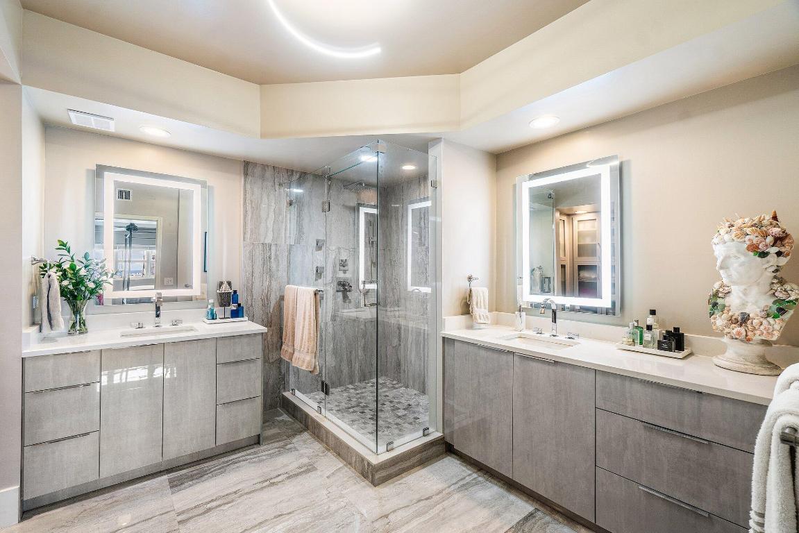 2640 Lake Shr #1415 Riviera Beach, FL 33404