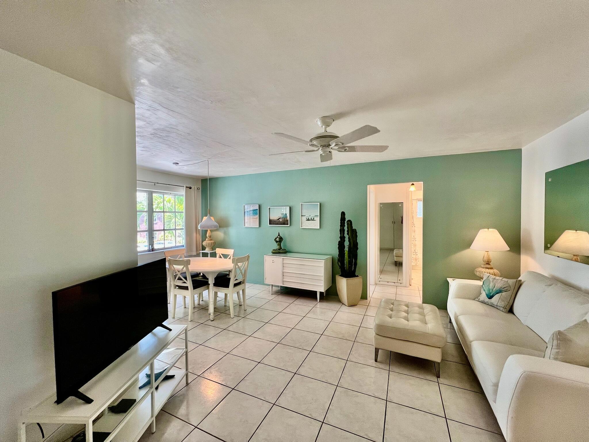 707 S 19th Ave #7