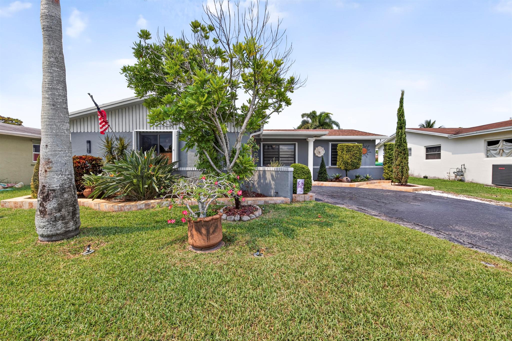 11421 NW 38th Pl