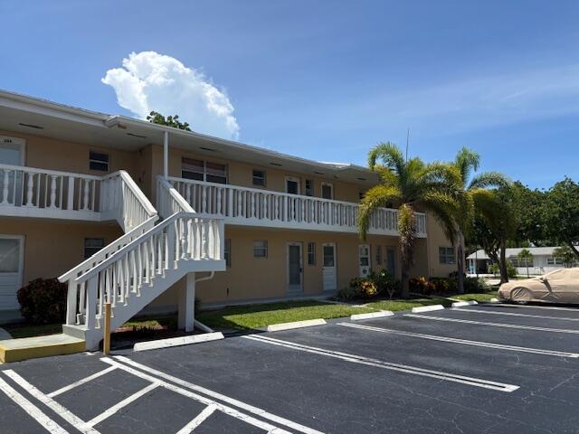 2223 NE 1st Ct #205