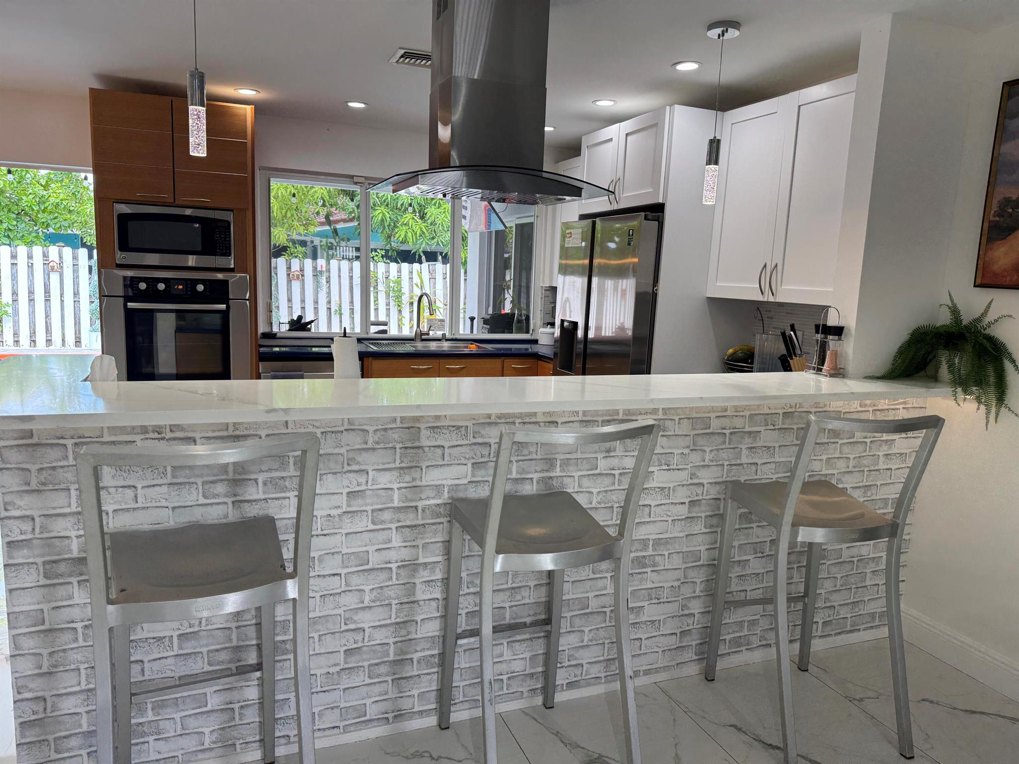 9151 Sunset Strip