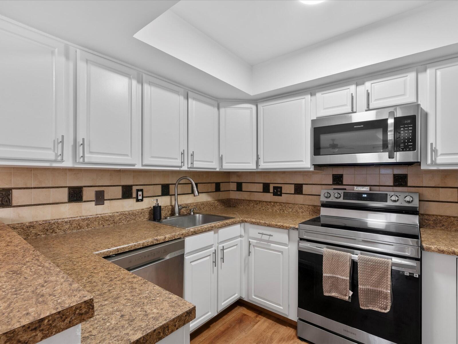 4025 Village Dr #C Delray Beach, FL 33445