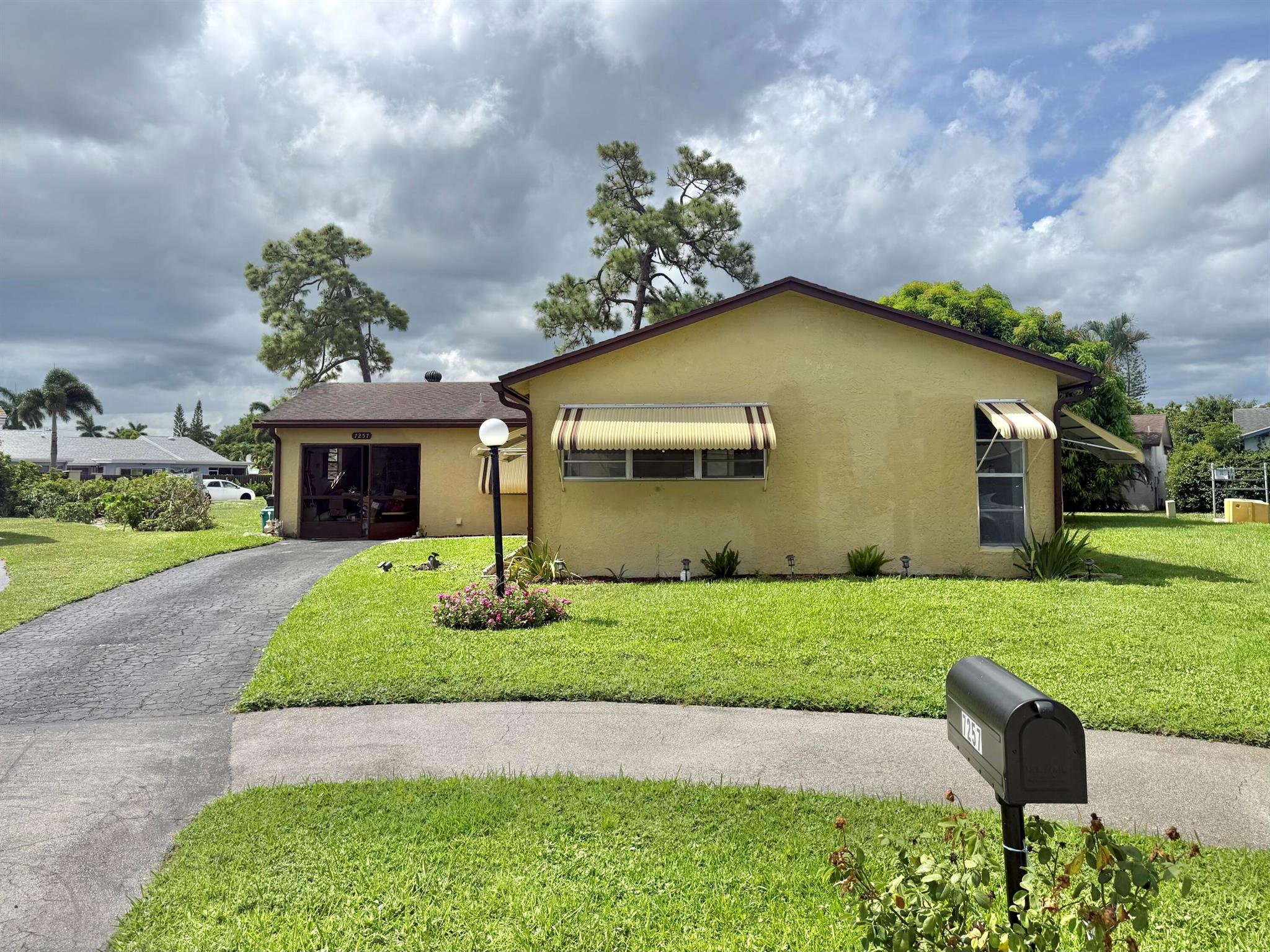 7257 Pine Park Dr
