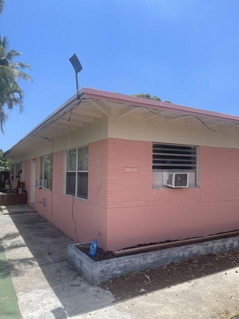 341 SE 3rd Ave