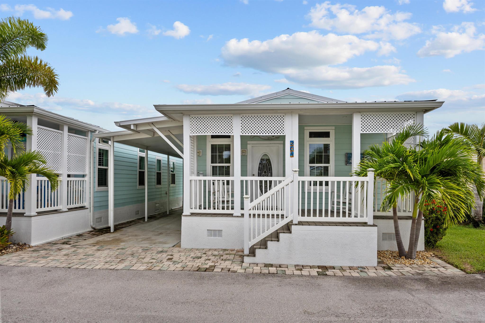 204 NE Sail Way