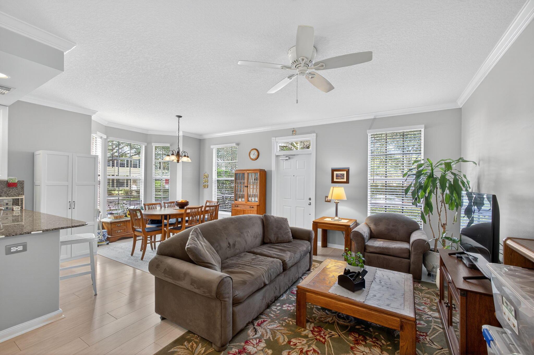 246 Iris Dr Jupiter, FL 33458