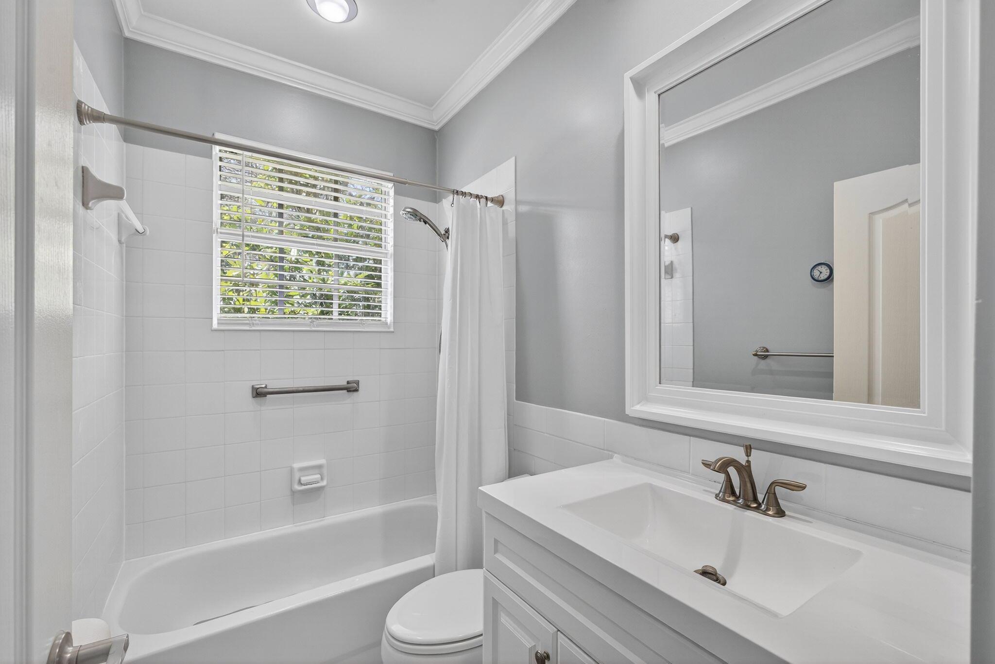 246 Iris Dr Jupiter, FL 33458