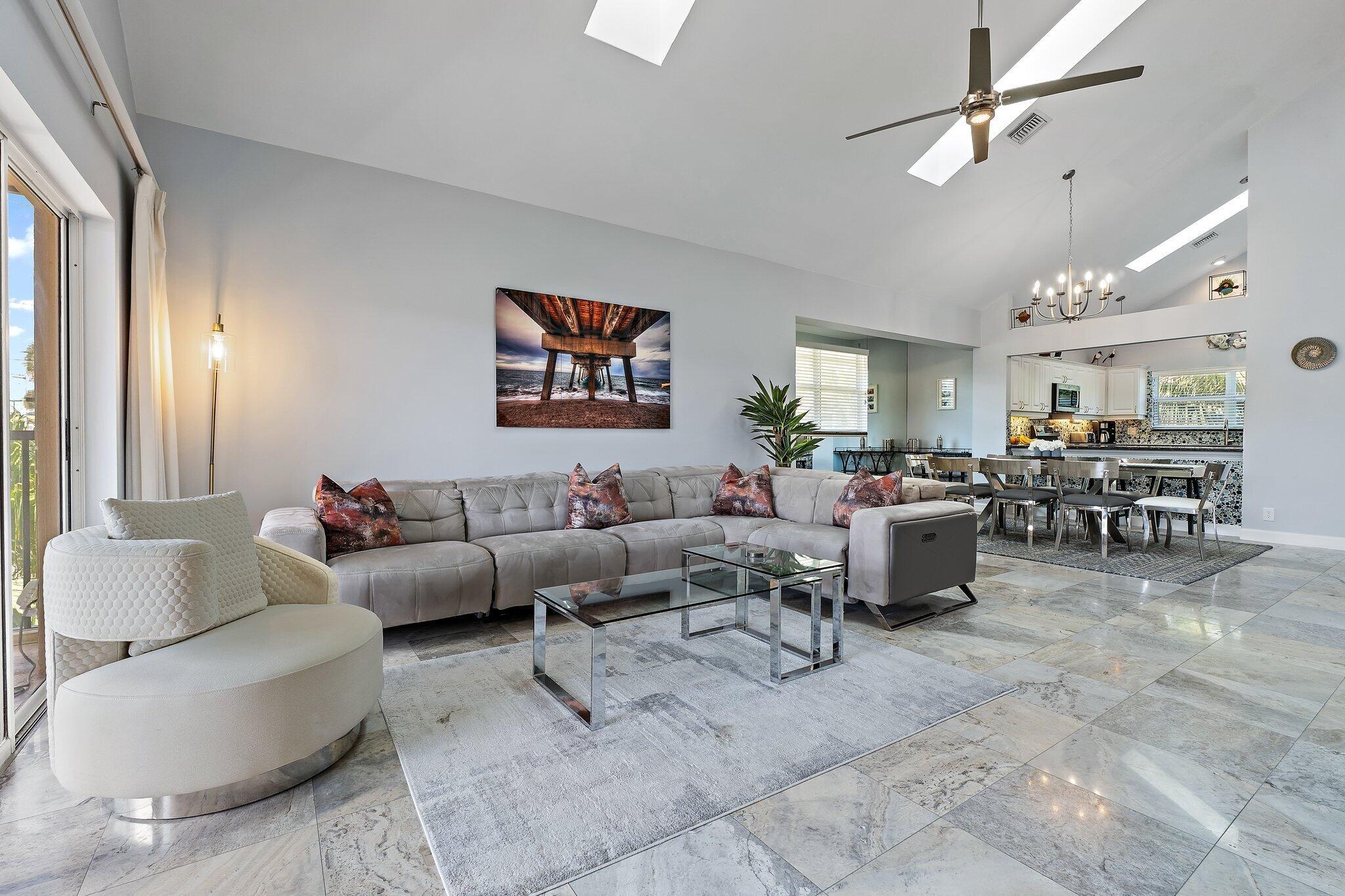 4161 S Us Hwy 1 #G3 Jupiter, FL 33477