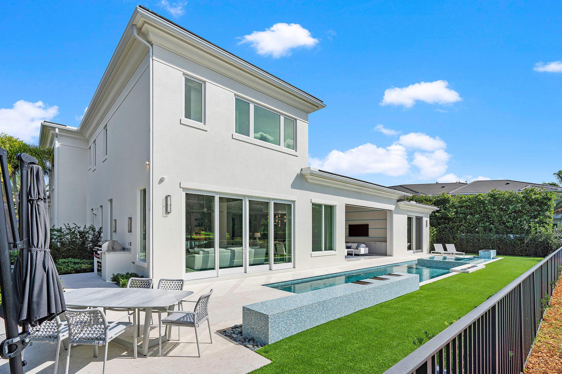 148 Thatch Palm Cv Boca Raton, FL 33432