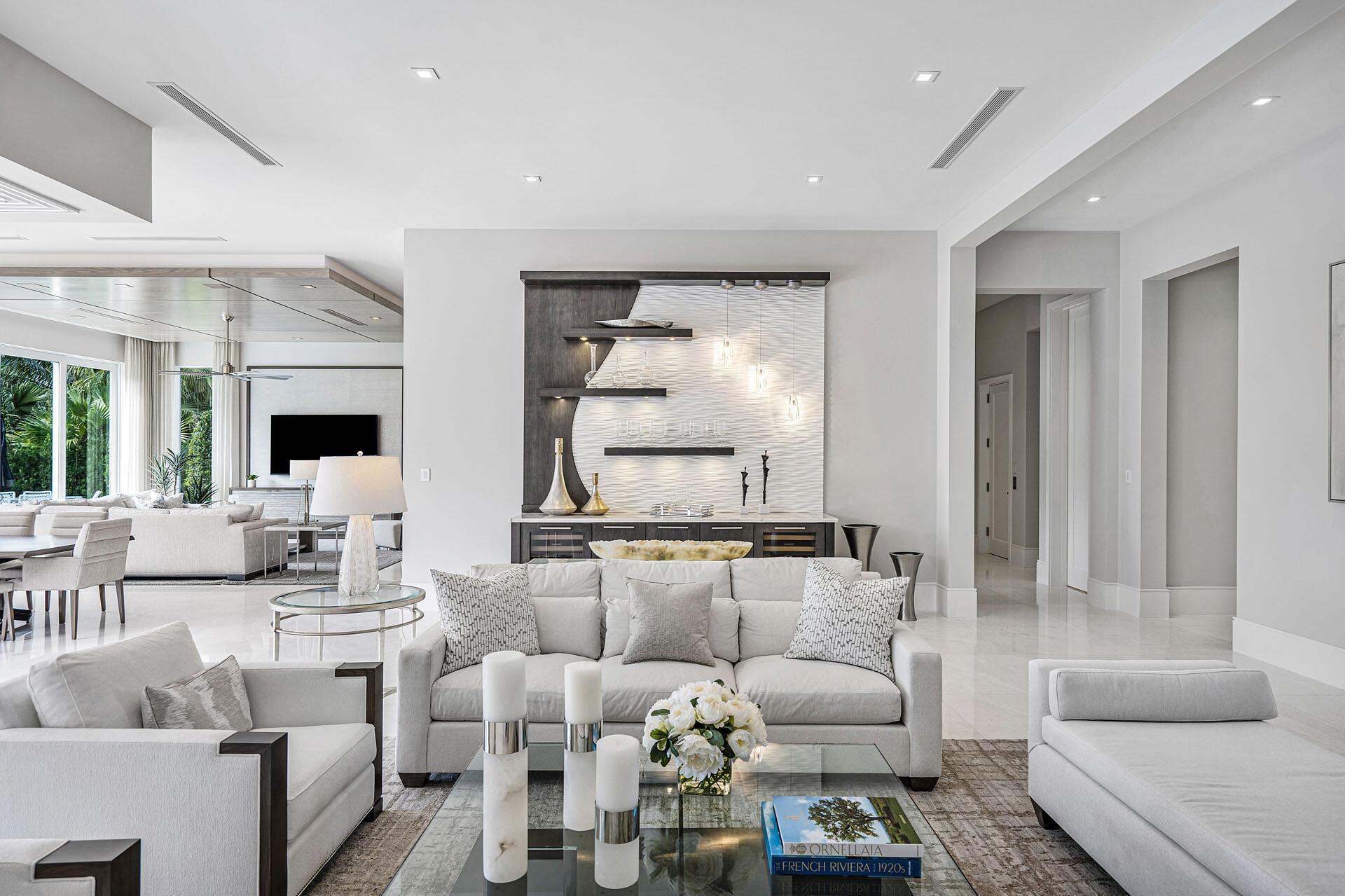 148 Thatch Palm Cv Boca Raton, FL 33432