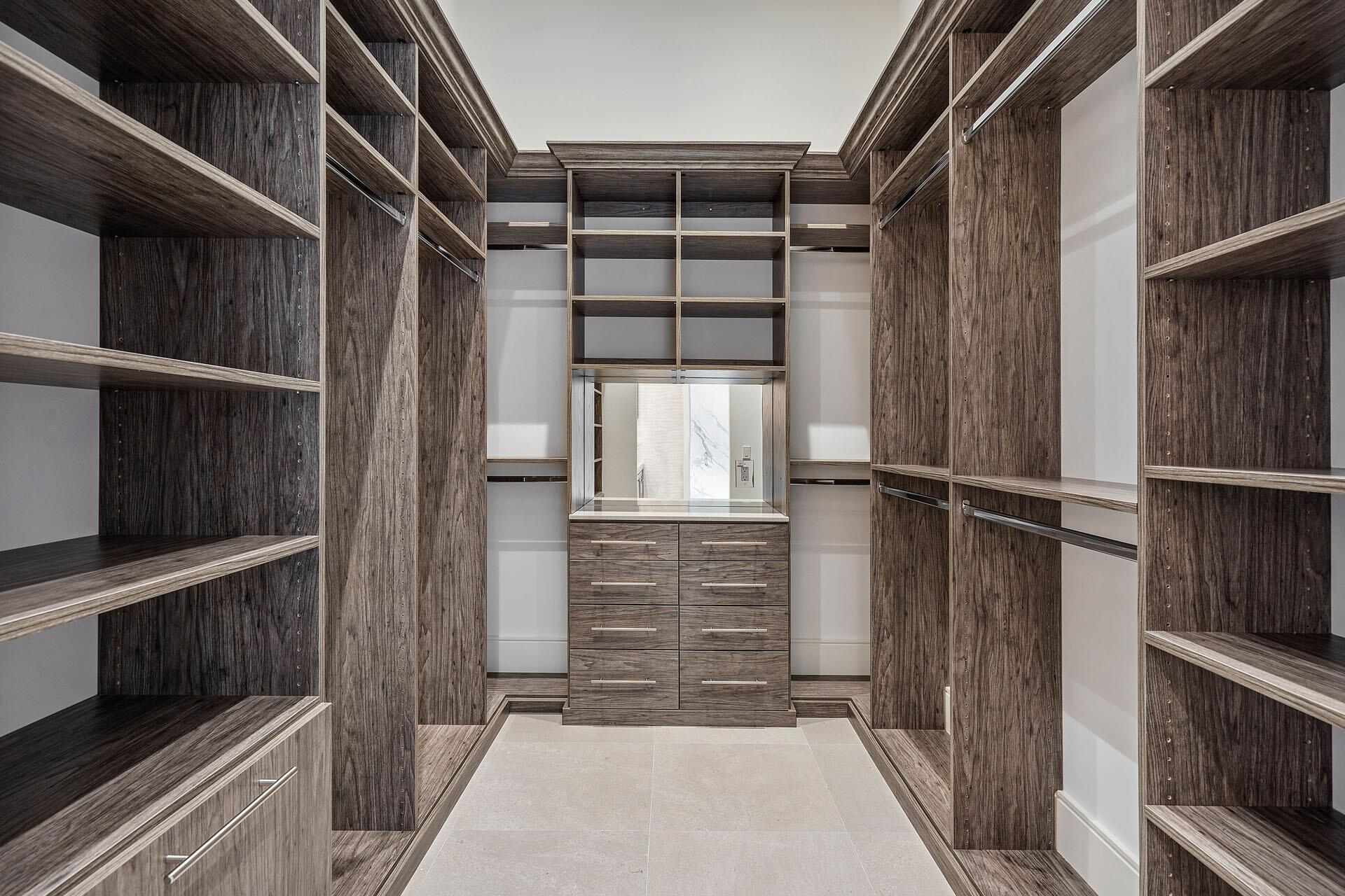 148 Thatch Palm Cv Boca Raton, FL 33432