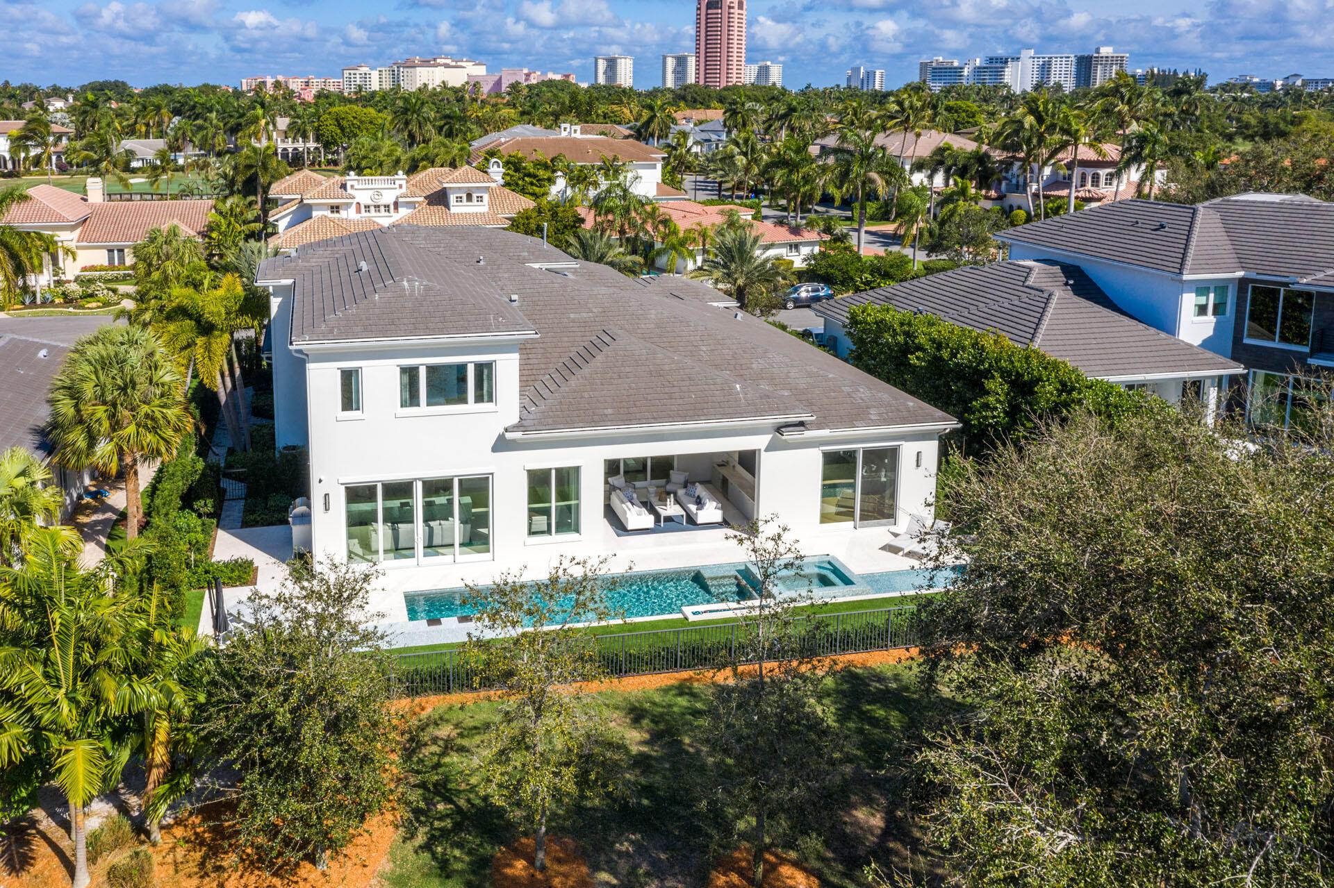 148 Thatch Palm Cv Boca Raton, FL 33432