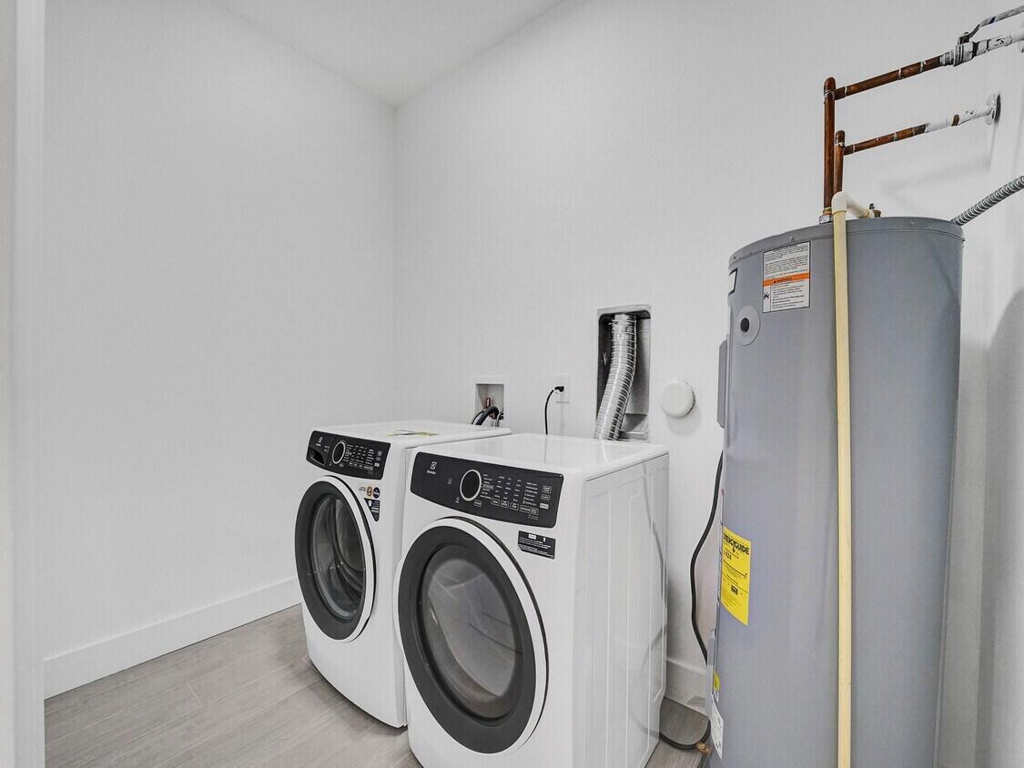 1226 NE 15th Ave Fort Lauderdale, FL 33304