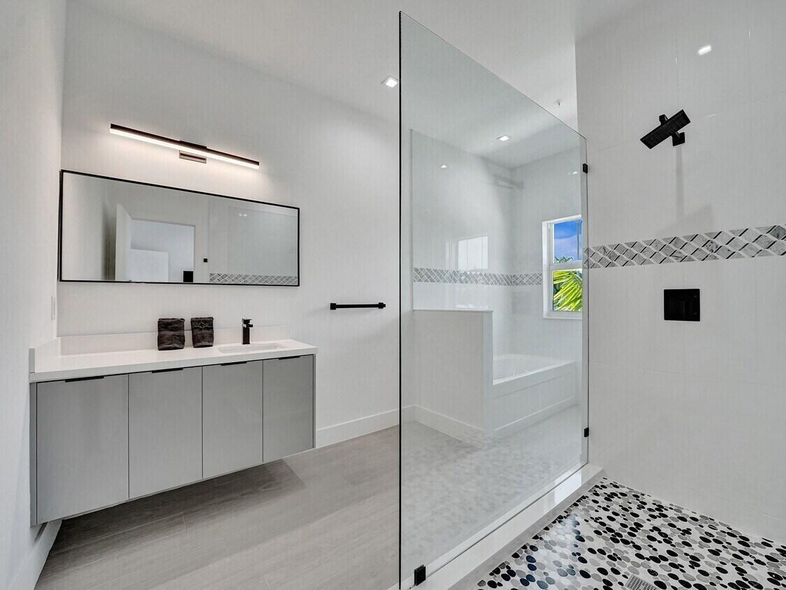 1226 NE 15th Ave Fort Lauderdale, FL 33304