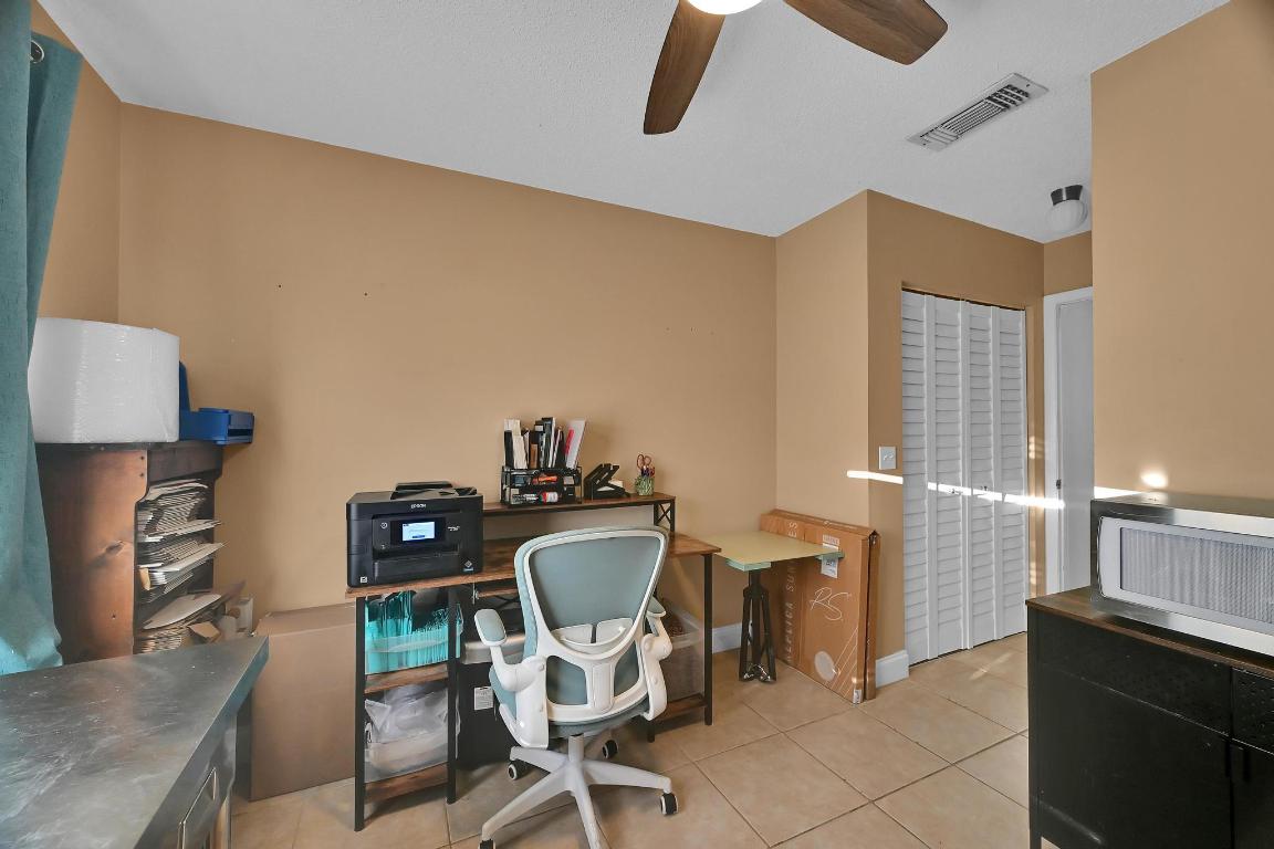 214 Palmetto Jupiter, FL 33458