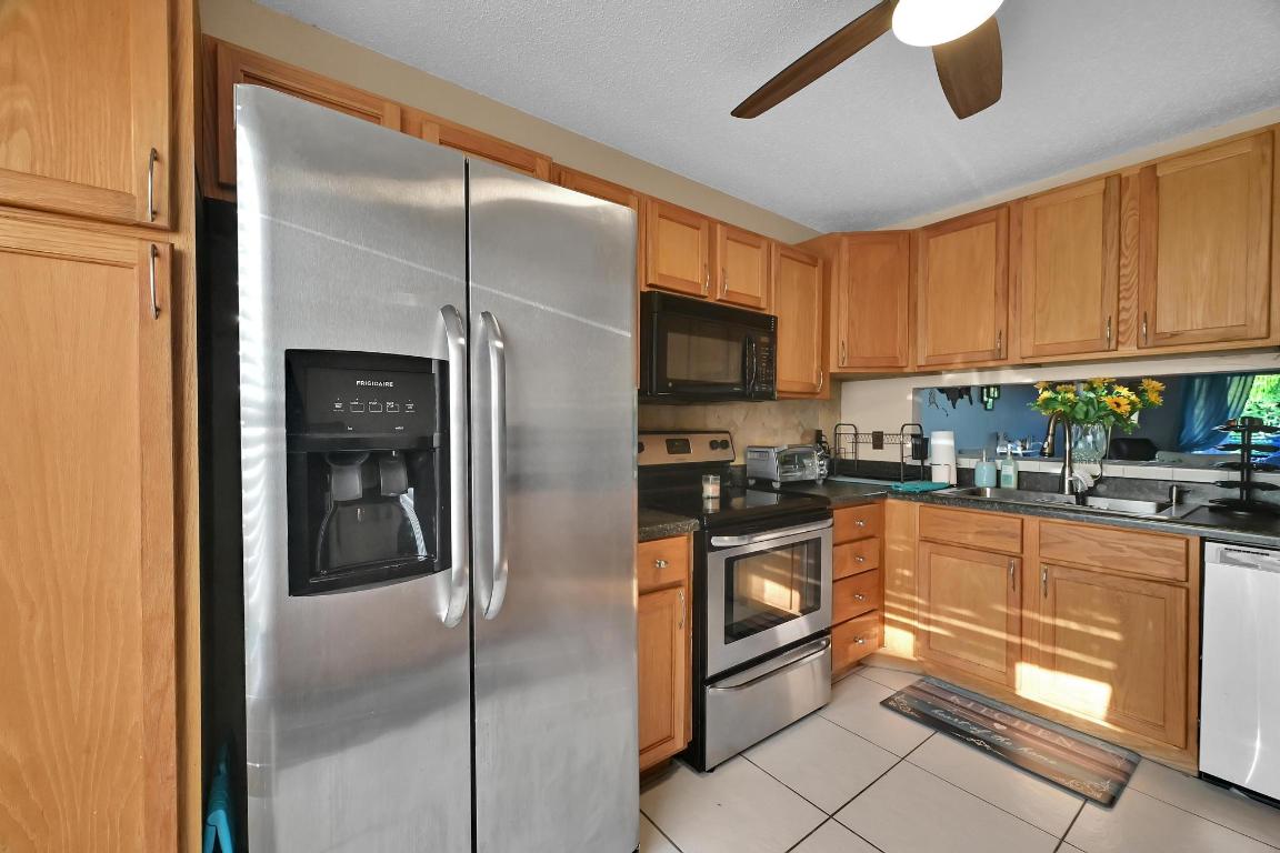 214 Palmetto Jupiter, FL 33458