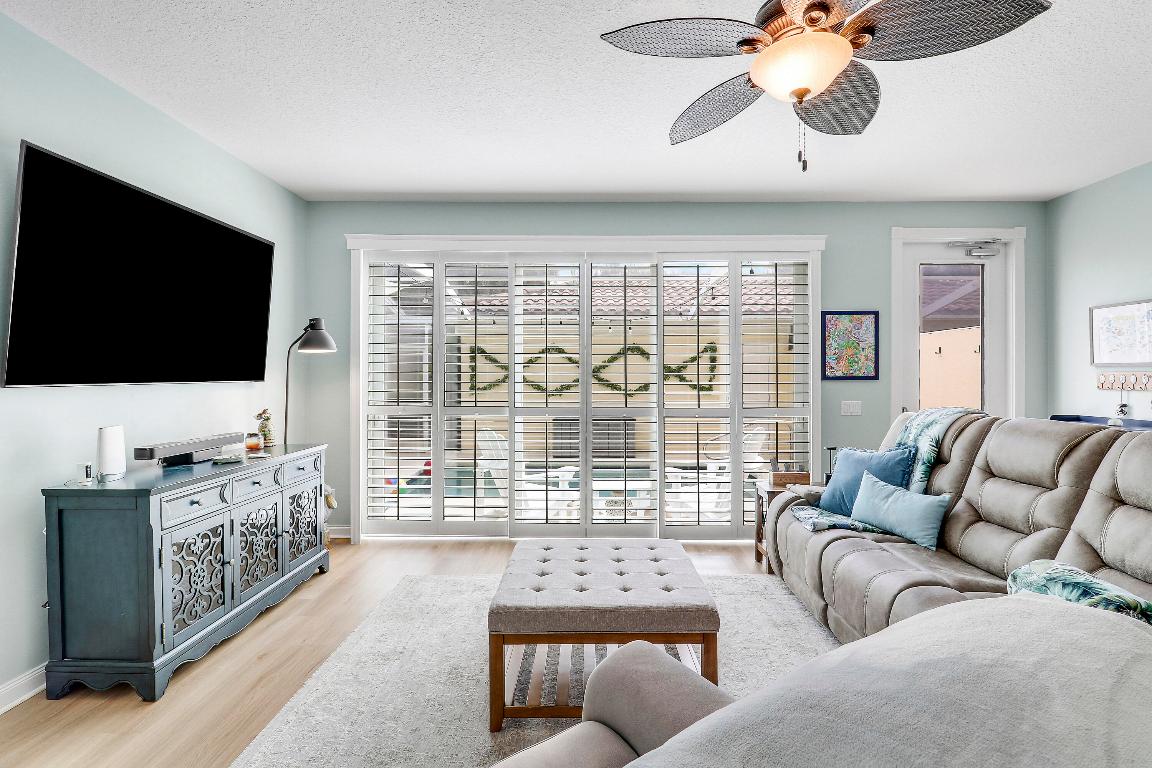 151 Rivinia Dr Jupiter, FL 33458