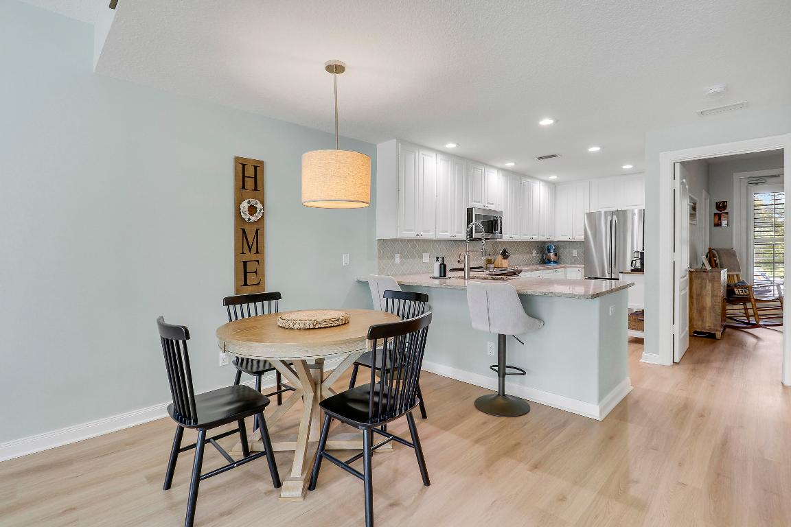 151 Rivinia Dr Jupiter, FL 33458