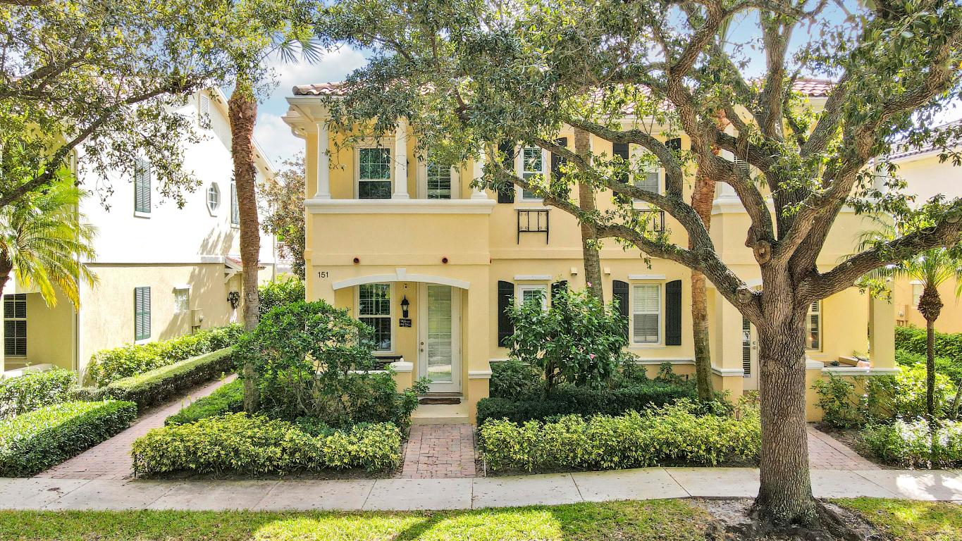 151 Rivinia Dr Jupiter, FL 33458