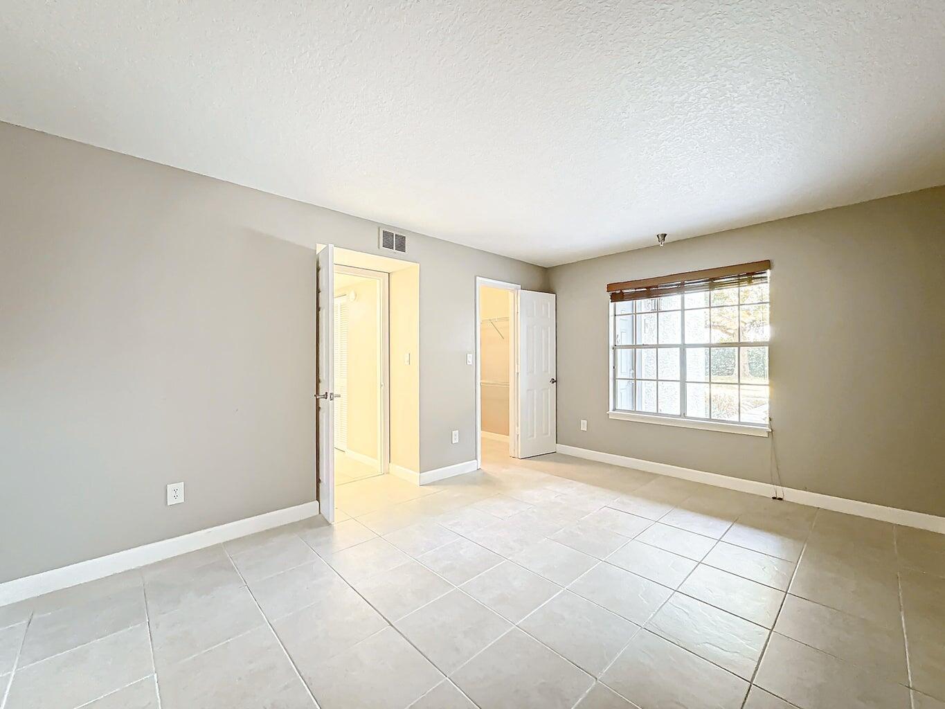 1020 Crystal Way #M Delray Beach, FL 33444