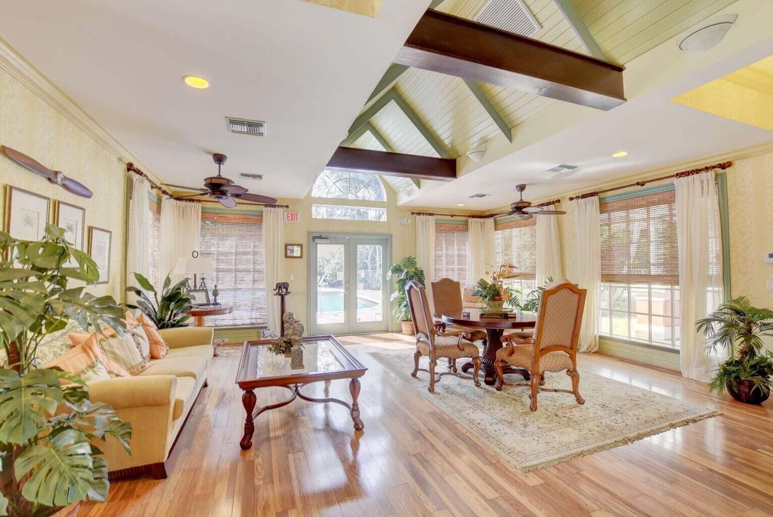 1020 Crystal Way #M Delray Beach, FL 33444