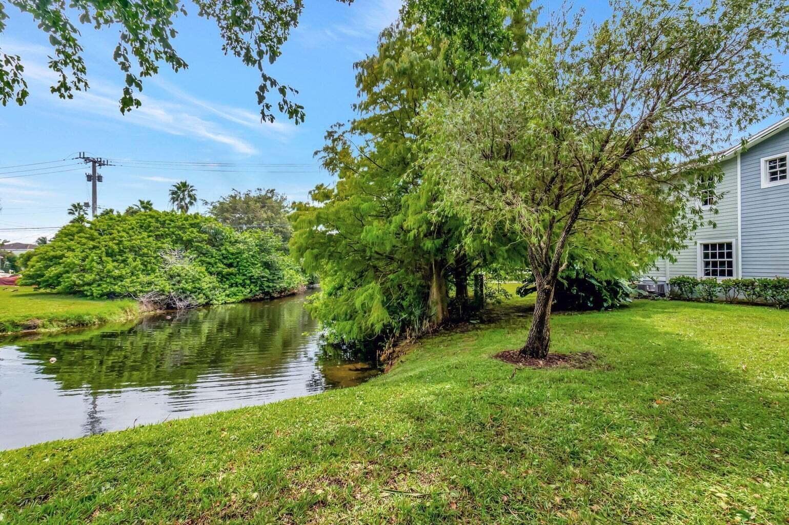 1020 Crystal Way #M Delray Beach, FL 33444