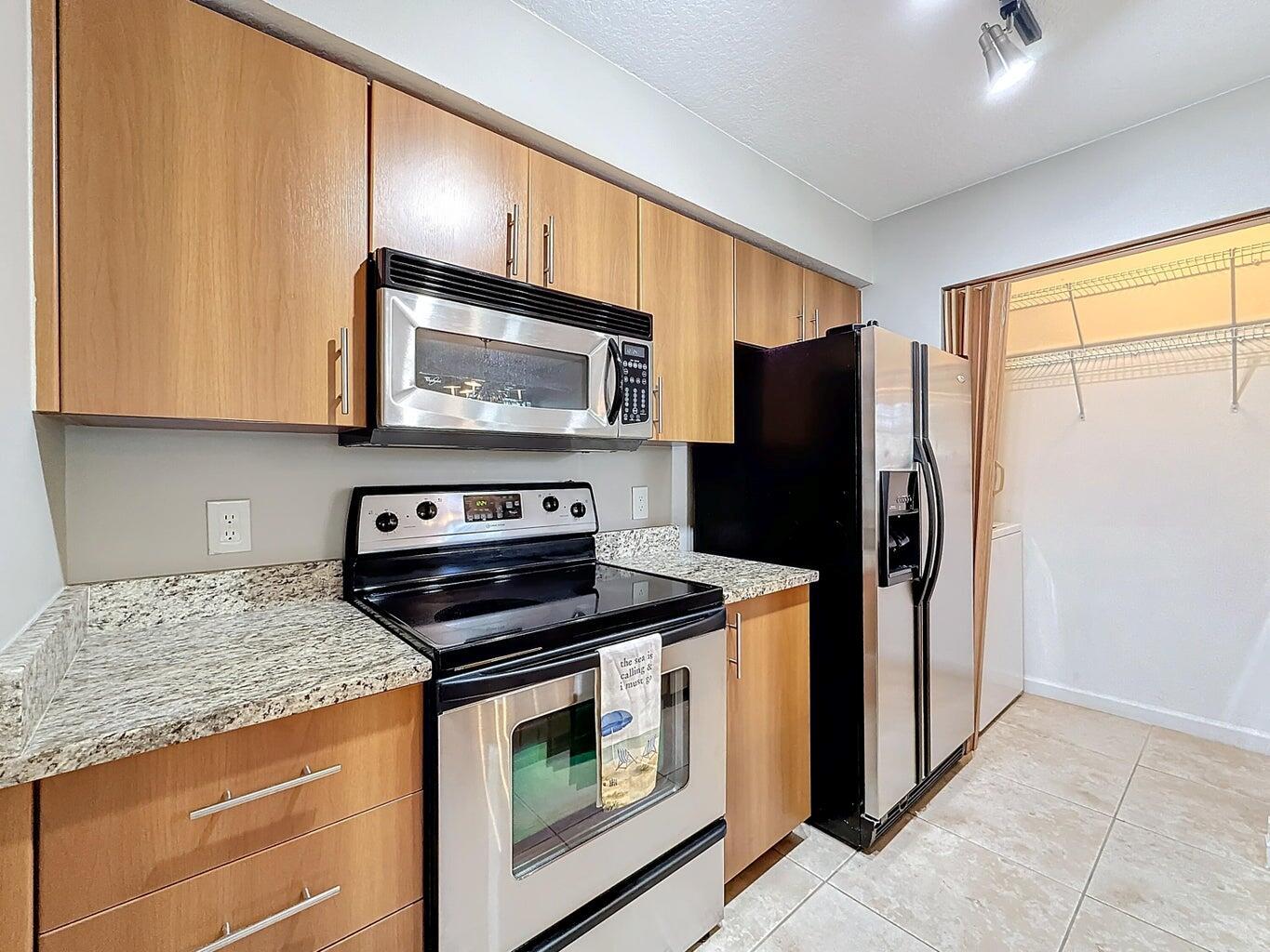 1020 Crystal Way #M Delray Beach, FL 33444