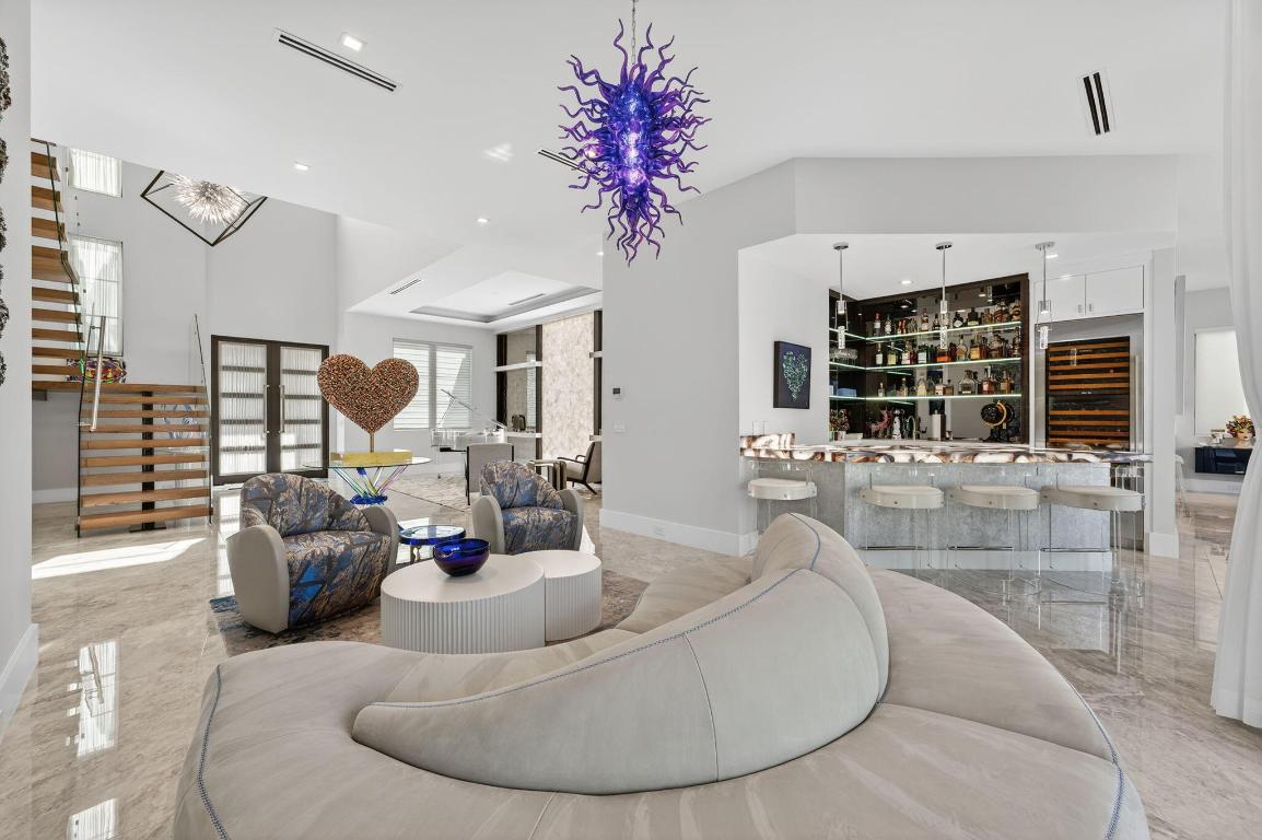 785 NE 70th Boca Raton, FL 33487