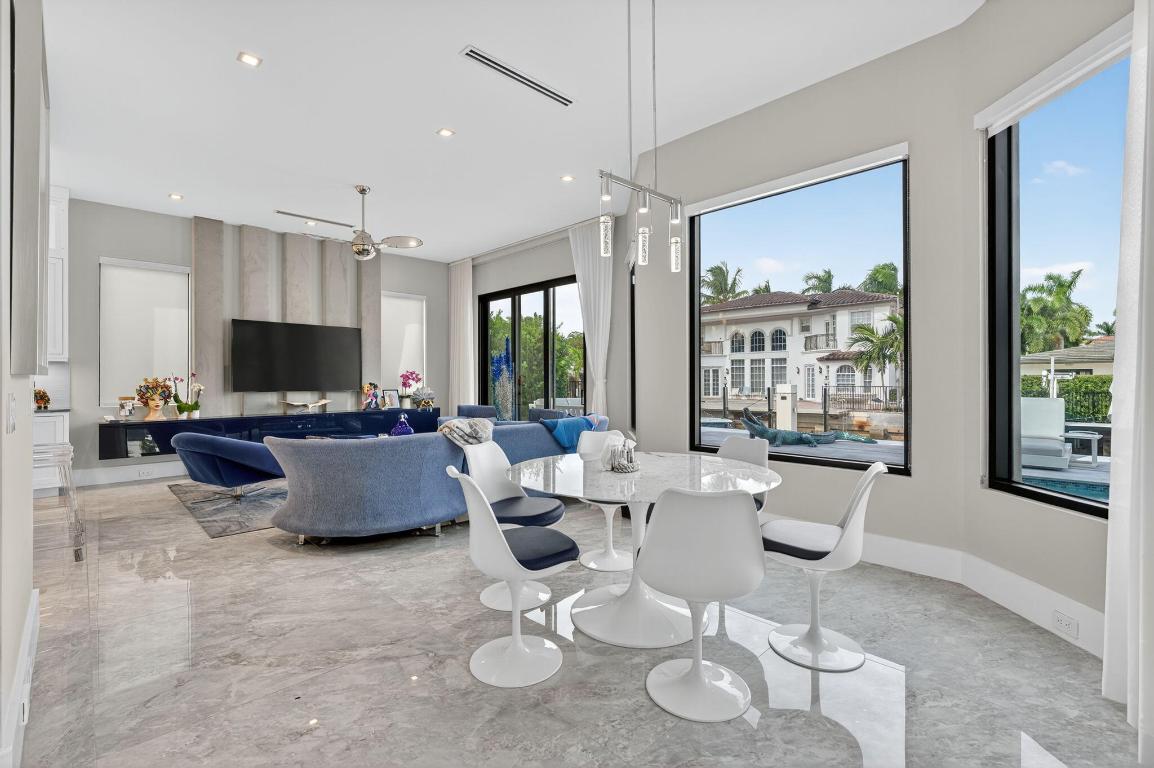 785 NE 70th Boca Raton, FL 33487