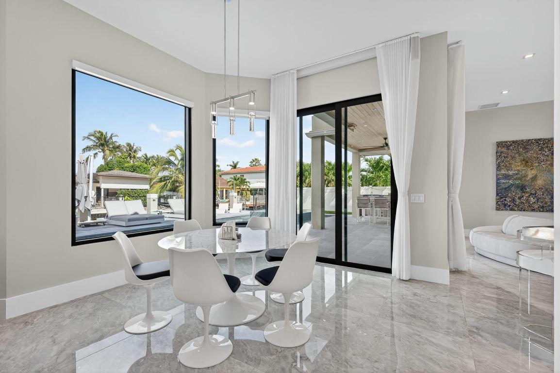 785 NE 70th Boca Raton, FL 33487