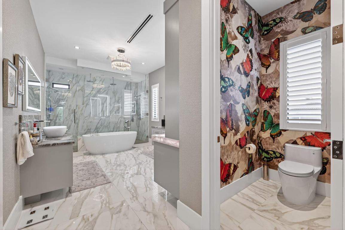 785 NE 70th Boca Raton, FL 33487