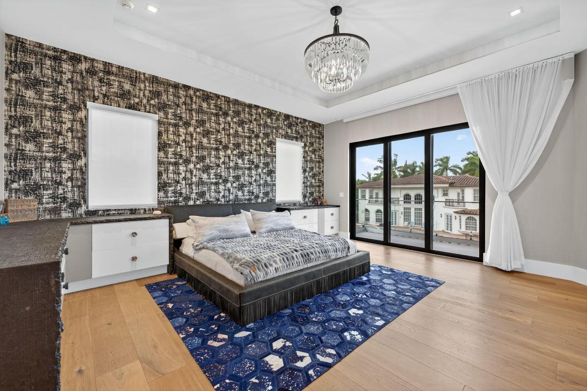 785 NE 70th Boca Raton, FL 33487