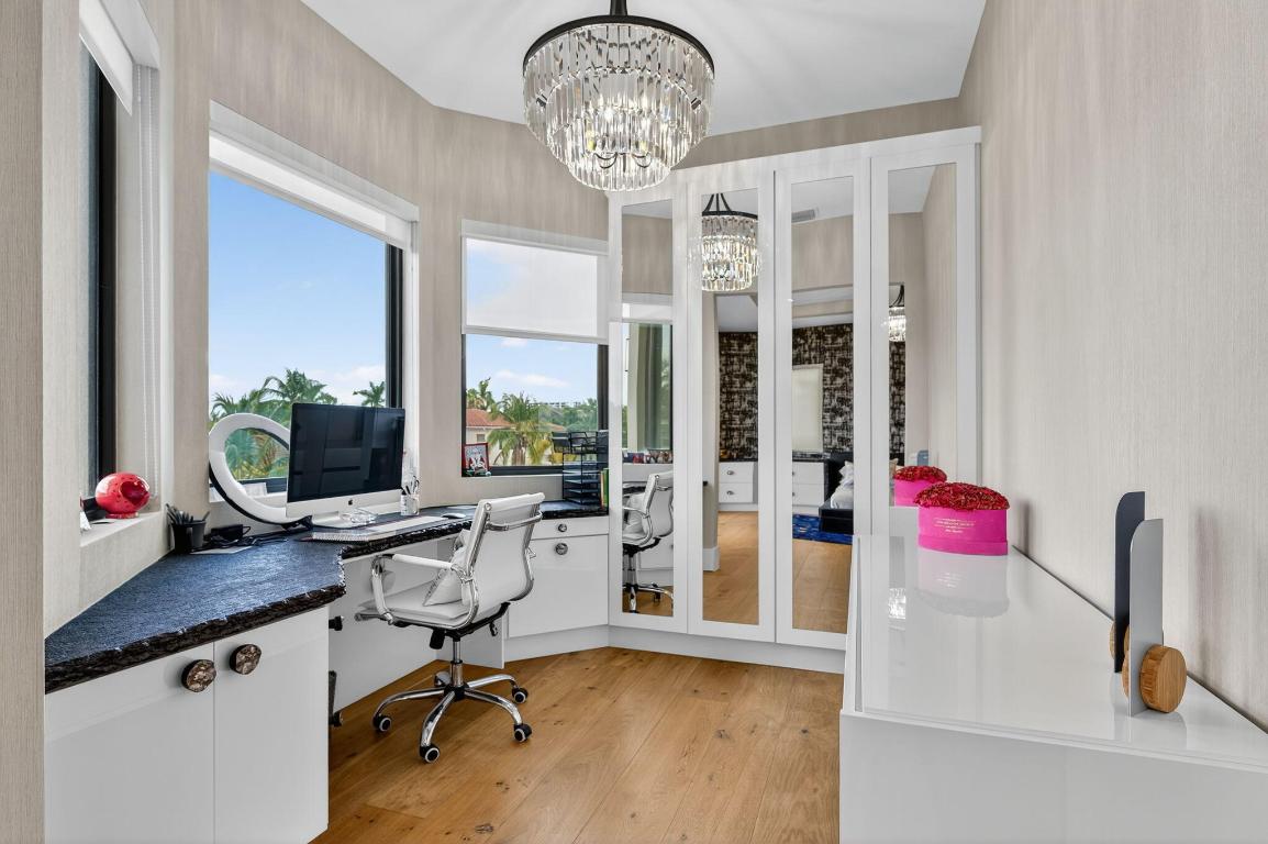 785 NE 70th Boca Raton, FL 33487