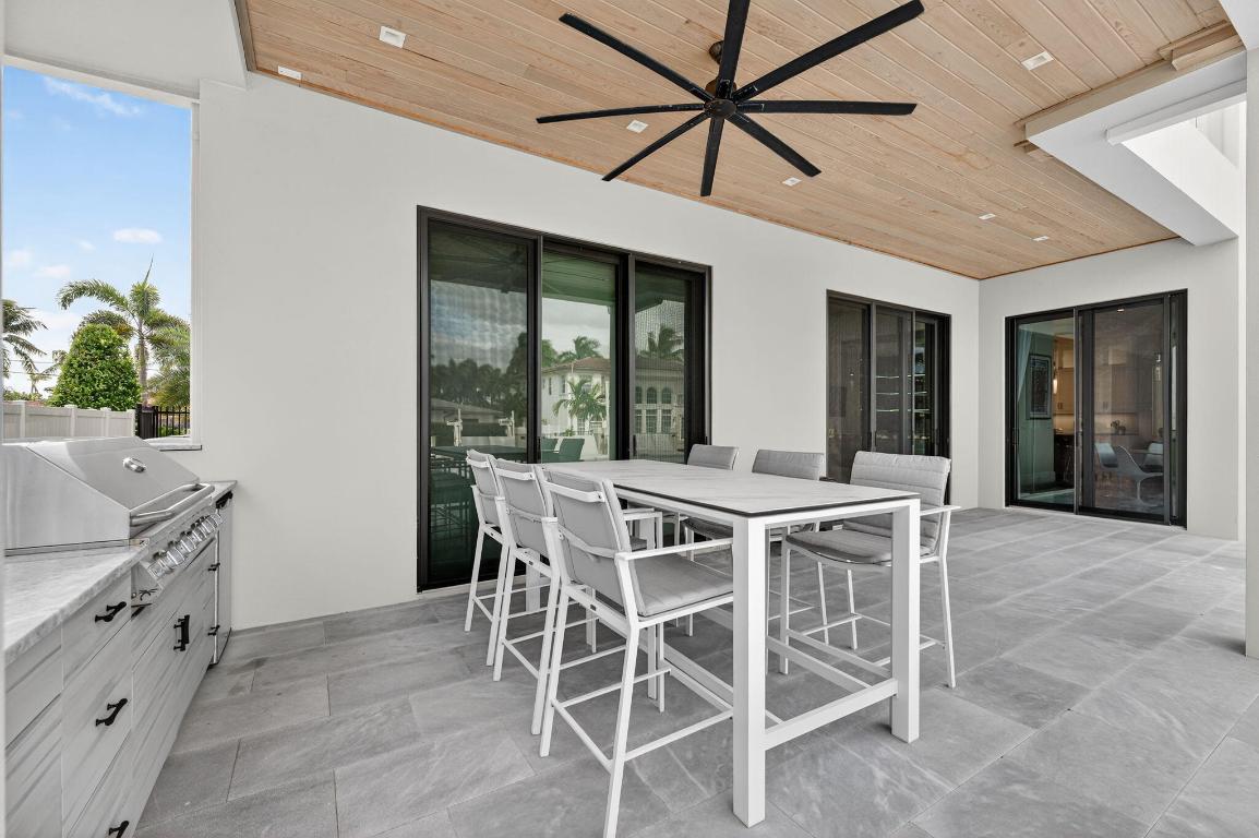 785 NE 70th Boca Raton, FL 33487