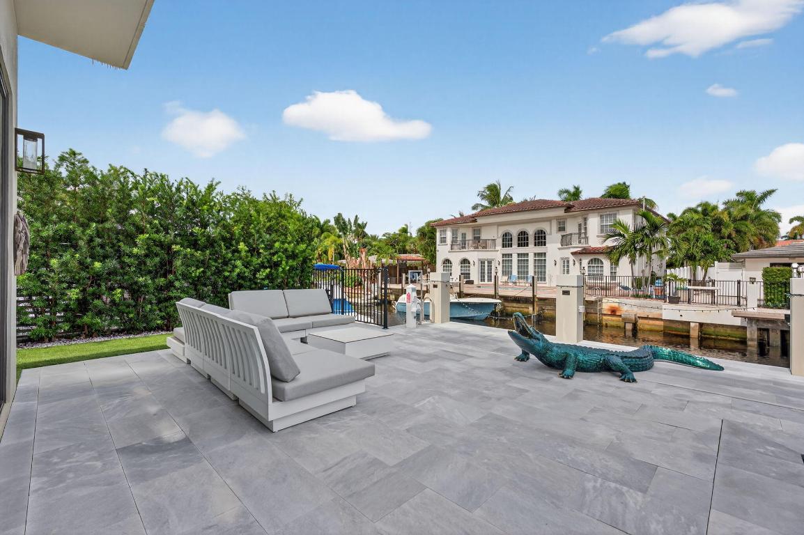 785 NE 70th Boca Raton, FL 33487