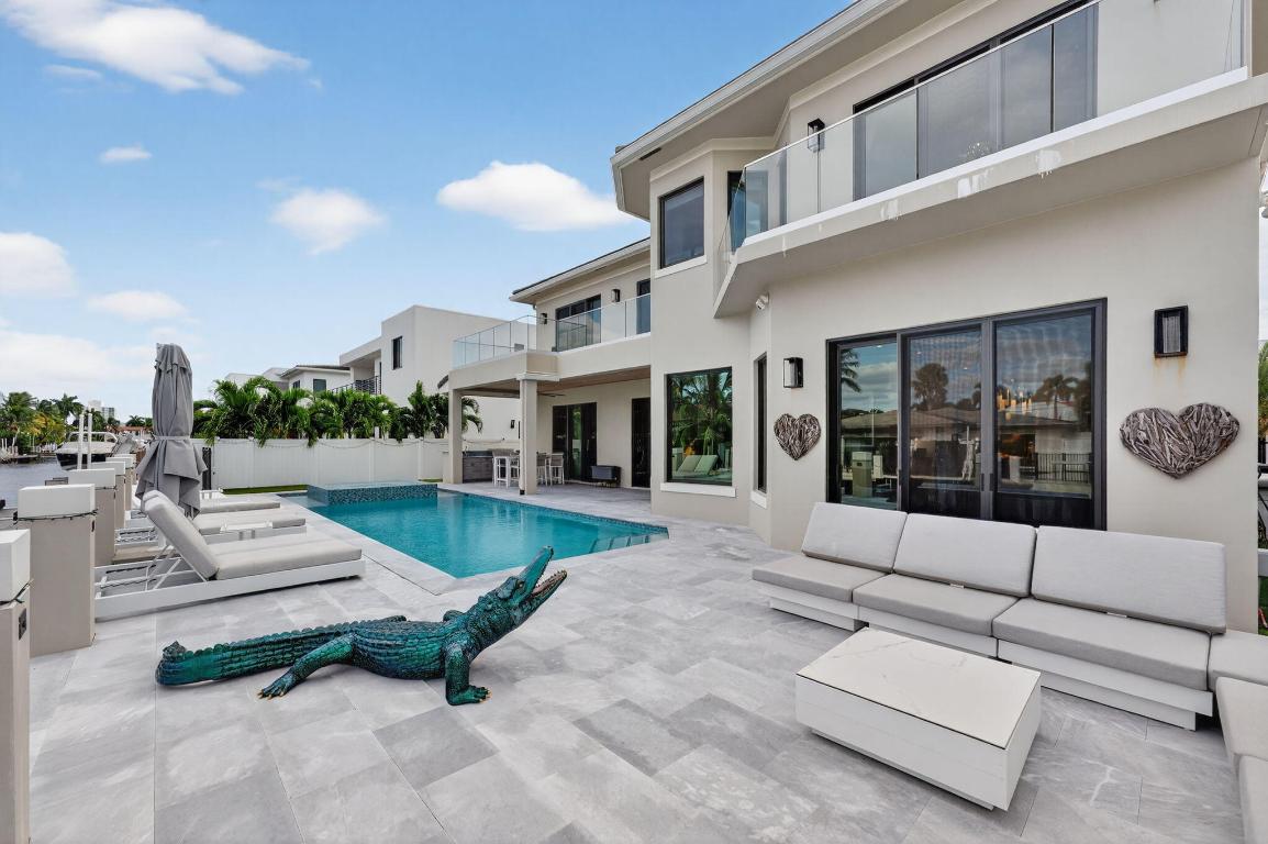 785 NE 70th Boca Raton, FL 33487