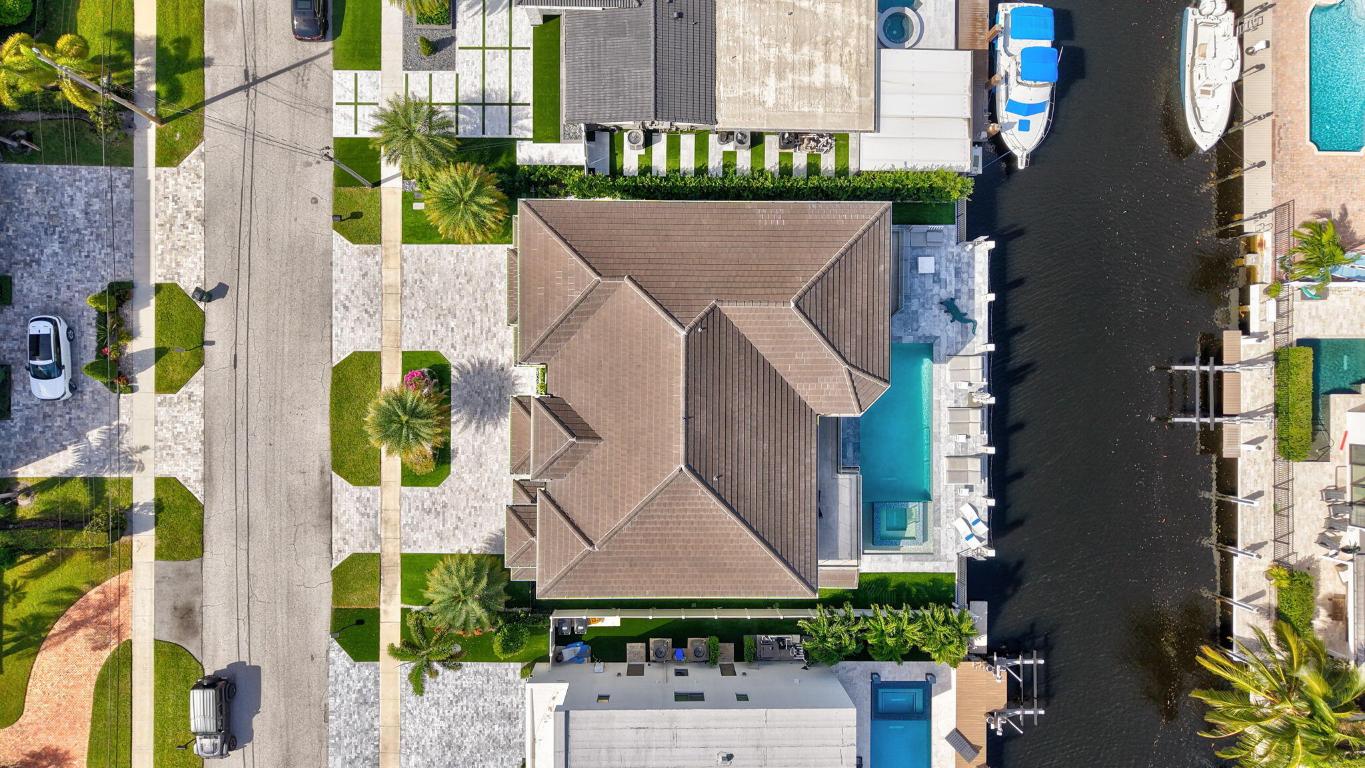 785 NE 70th Boca Raton, FL 33487