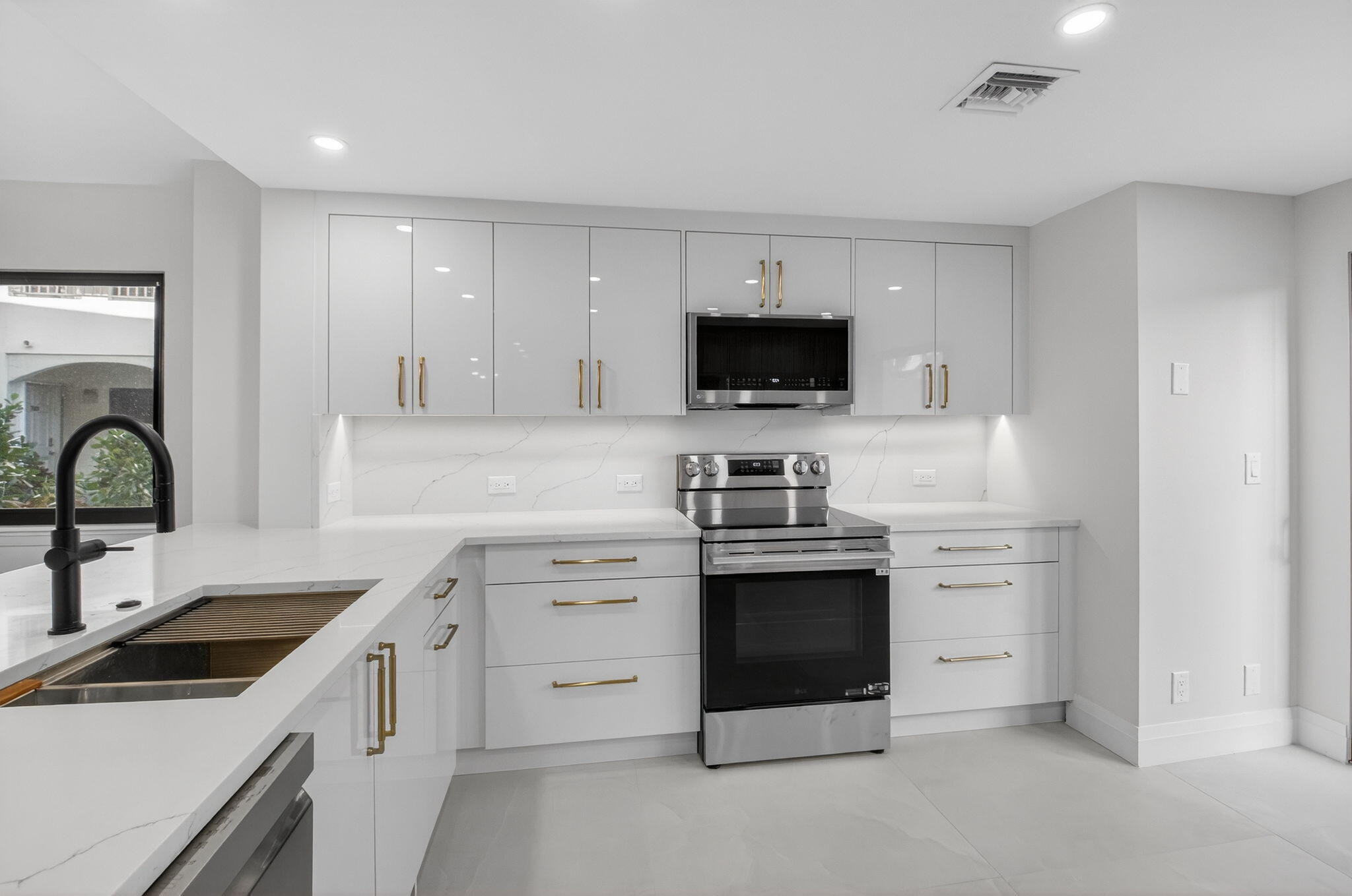 15961 Loch Katrine #7103