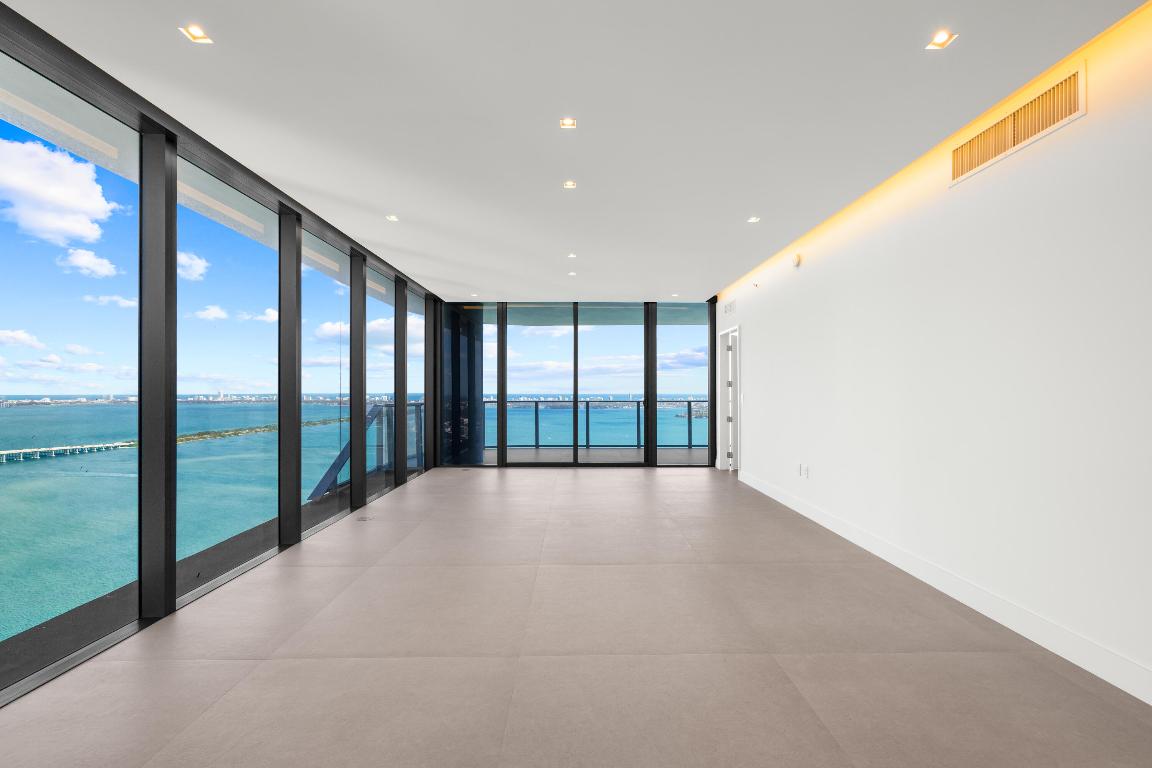 700 NE 24th #4601 Miami, FL 33137