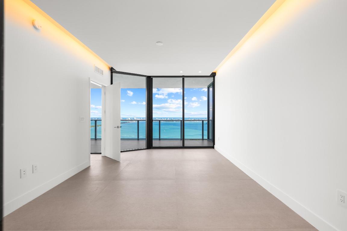 700 NE 24th #4601 Miami, FL 33137