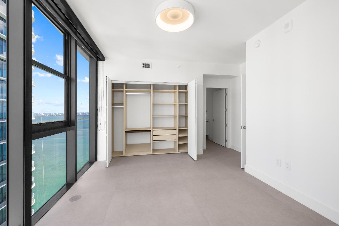 700 NE 24th #4601 Miami, FL 33137