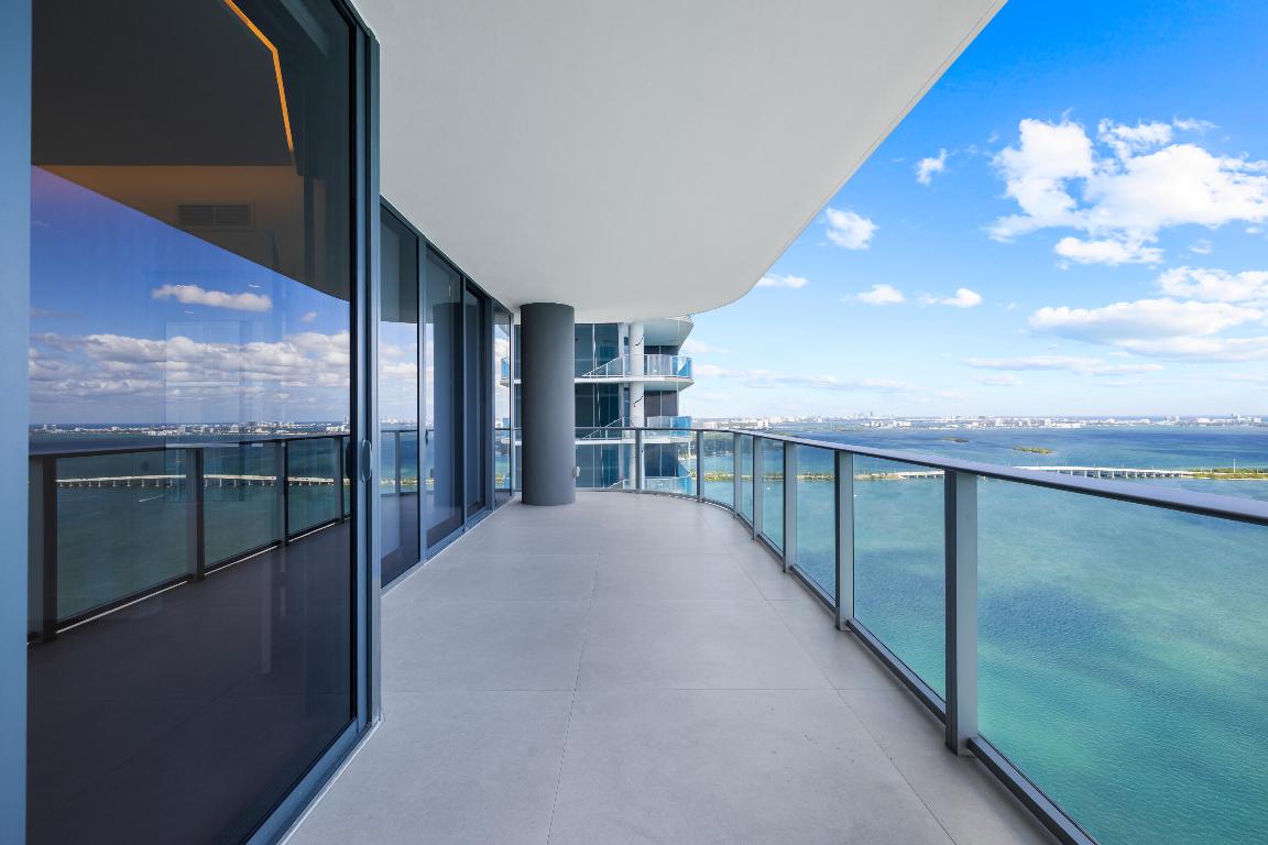 700 NE 24th #4601 Miami, FL 33137