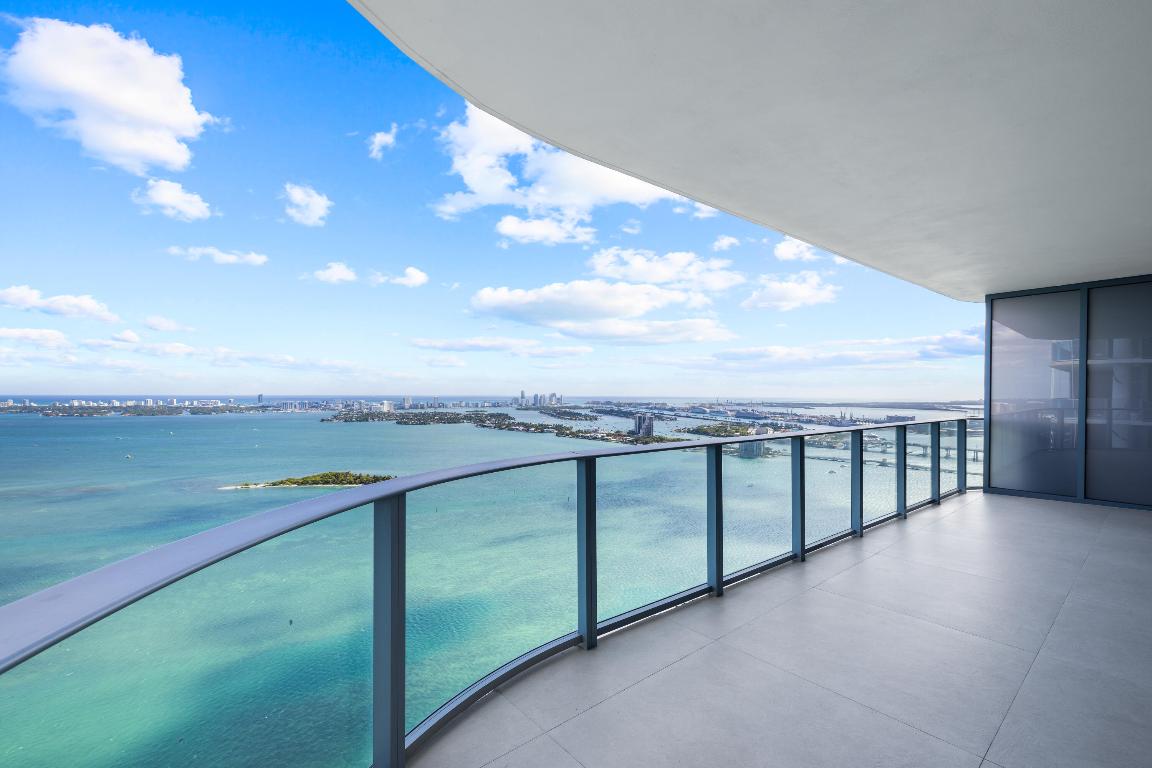 700 NE 24th #4601 Miami, FL 33137