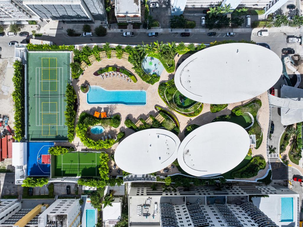 700 NE 24th #4601 Miami, FL 33137