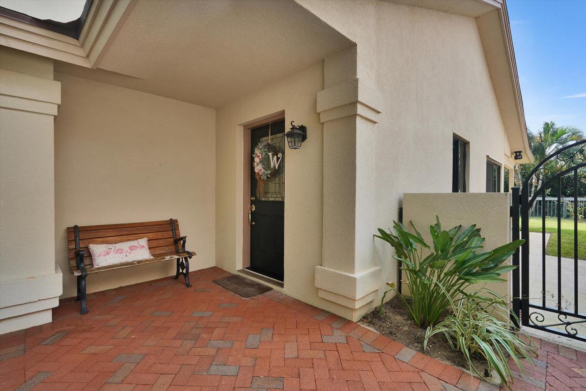 316 River Edge Jupiter, FL 33477