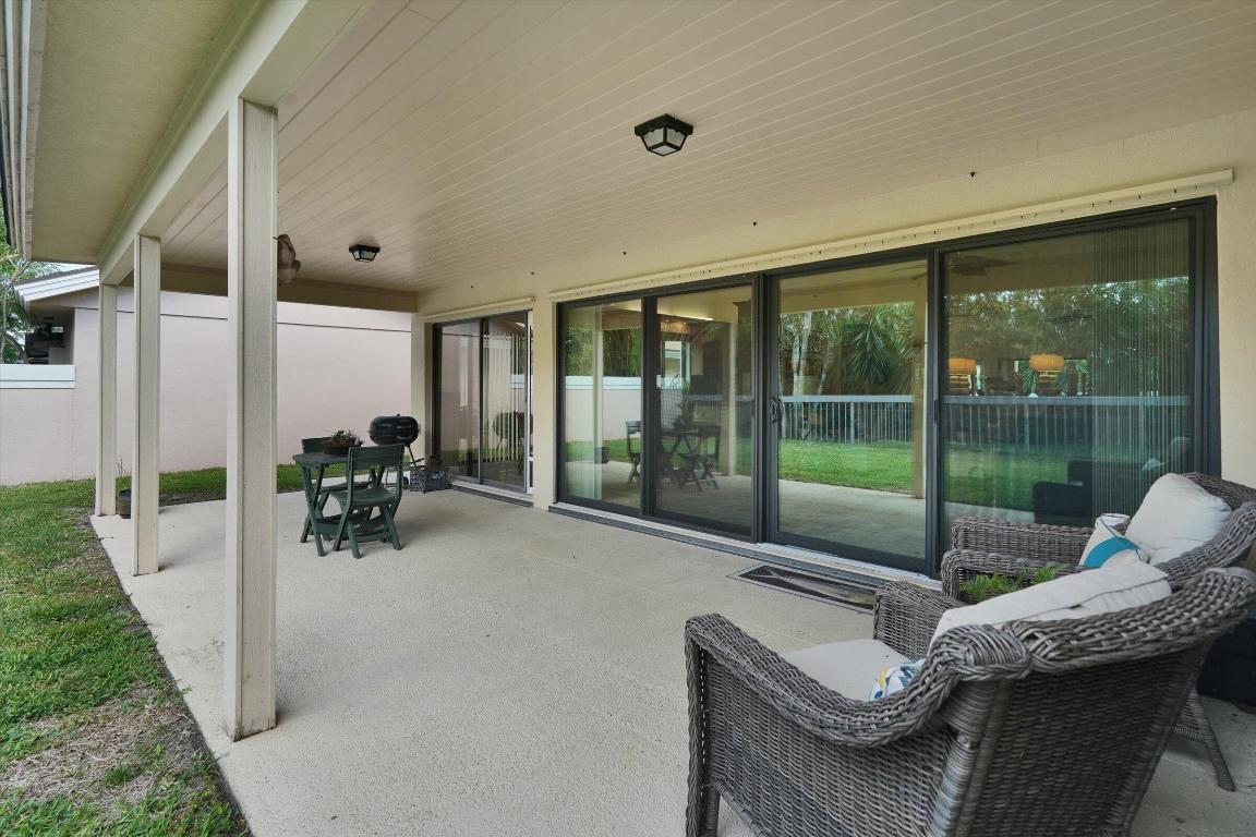 316 River Edge Jupiter, FL 33477