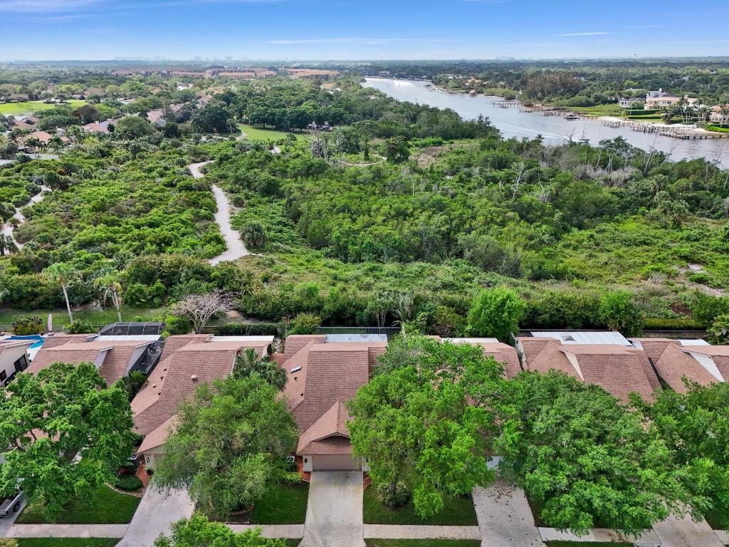 316 River Edge Jupiter, FL 33477