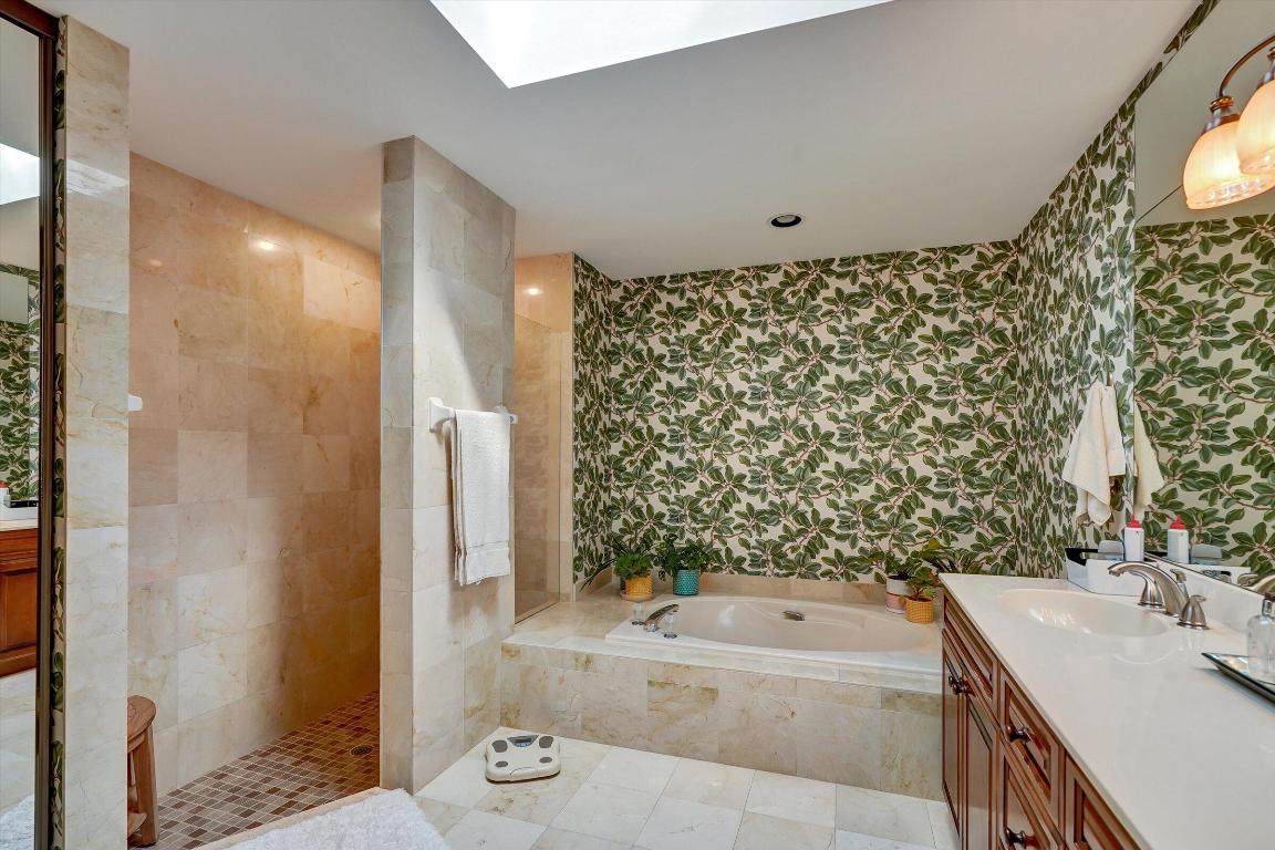 316 River Edge Jupiter, FL 33477