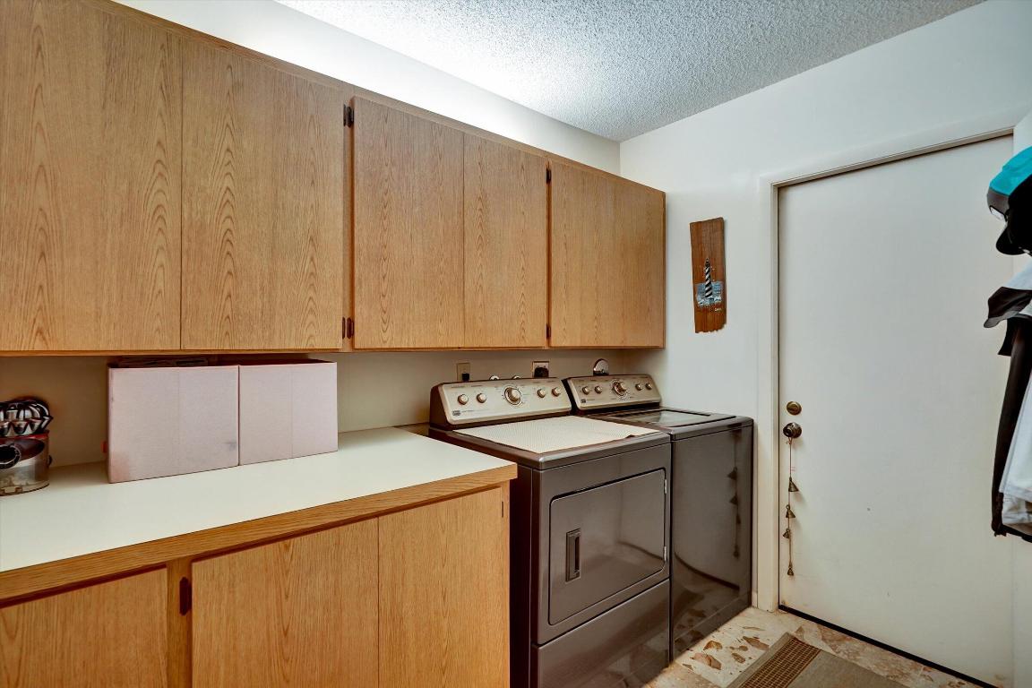 316 River Edge Jupiter, FL 33477